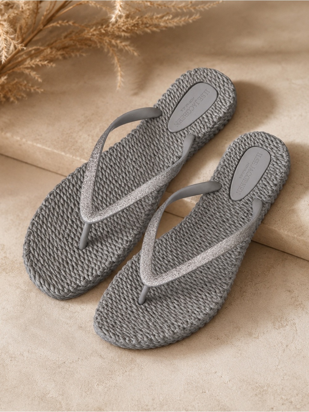 Ilse Jacobsen Hornbæk Glitter Flip Flops Sandals Size 40 / 8.5 Gray Silver